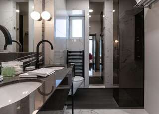 Отель Hotel River Park Клуж-Напока Люкс с террасой-12