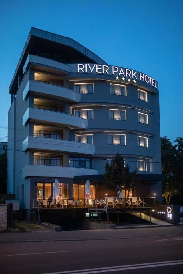 Отель Hotel River Park Клуж-Напока-28