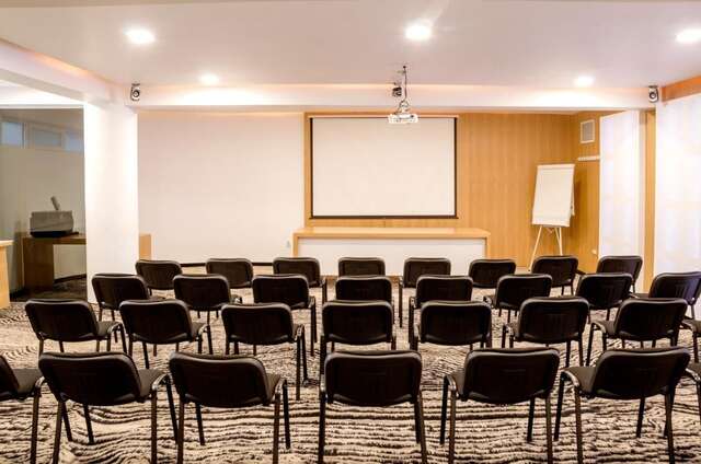 Отель Hotel River Park Клуж-Напока-33